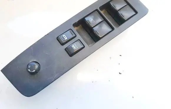 Nissan X-Trail T31 Electric window control switch 2540104100