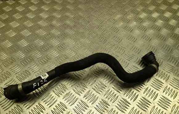 BMW 5 G60 Engine coolant pipe/hose 9453681