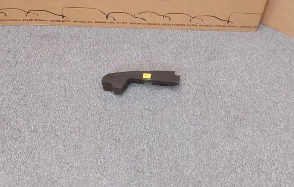 Volkswagen Golf VII Fender foam support/seal 5G9864712