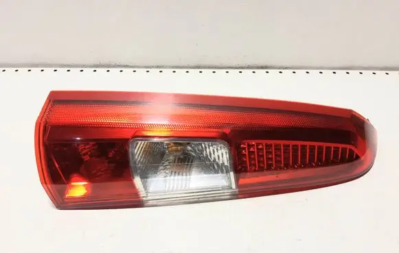 Volvo V70 Rear/tail lights