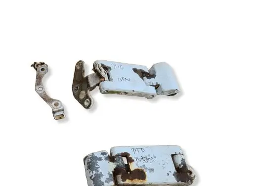 Iveco Daily 4th gen Loading door hinge set 