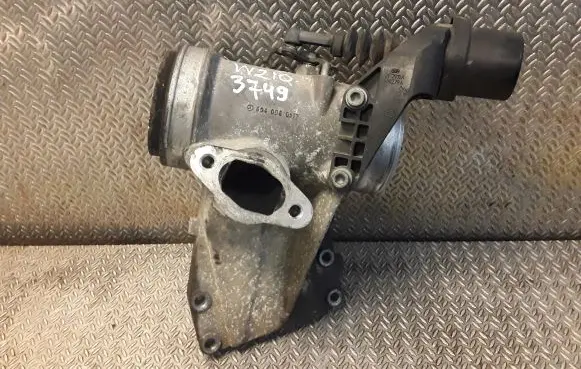 Mercedes-Benz E W210 Throttle valve 6040980517 A6040980517
