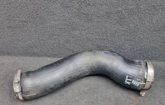 Audi A8 S8 D4 4H Intercooler hose/pipe 4H0145709K