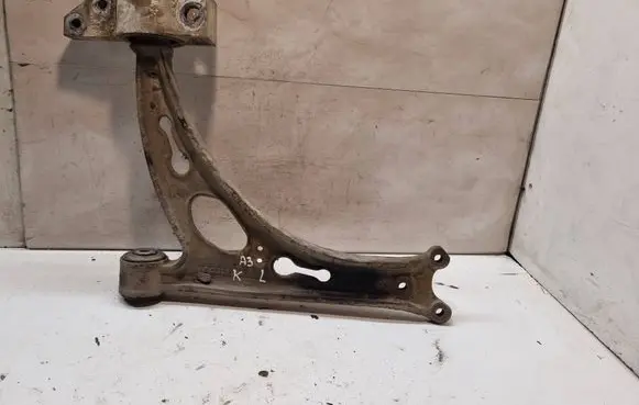 Audi A3 S3 8P Front lower control arm/wishbone 1K0407153G