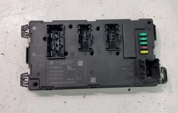 BMW 3 F30 F35 F31 Comfort/convenience module 9329701 003000002 003029030