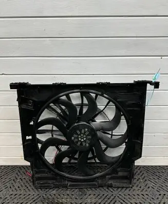 BMW 5 G60 G61 Electric radiator cooling fan 7925814 PH40100604 22828110