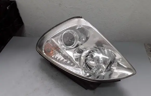 KIA Carens II Headlight/headlamp 2357NA PY21W
