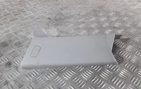 BMW 3 E90 E91 (C) pillar trim 51437117476 7117476