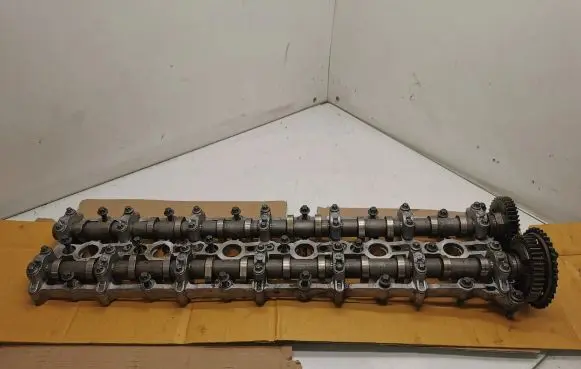 BMW X3 G01 Camshaft 8570147
