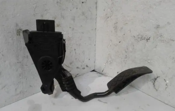 Audi A8 S8 D4 4H Accelerator throttle pedal 6PV00950525 4H2723523B