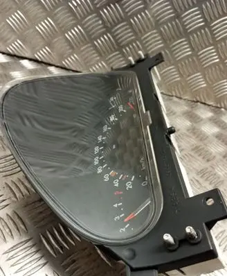 Mercedes-Benz A W168 Speedometer (instrument cluster) A1685403911
