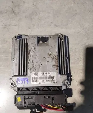 Volkswagen Transporter - Caravelle T5 Engine control unit/module 038906016 0281010734