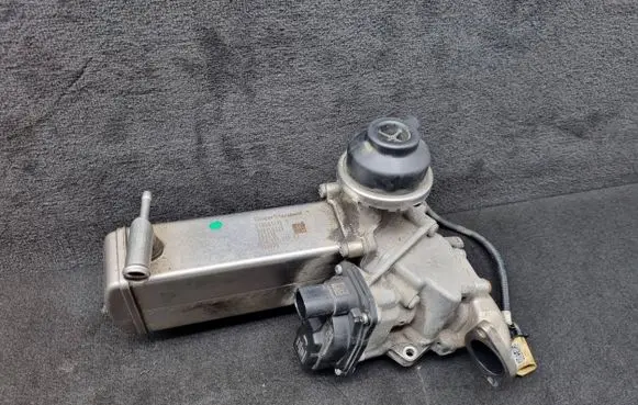 Audi Q7 4M EGR valve cooler 059131511AJ 059131511DD