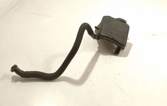 Mercedes-Benz E W211 Power steering fluid tank/reservoir A0004602283
