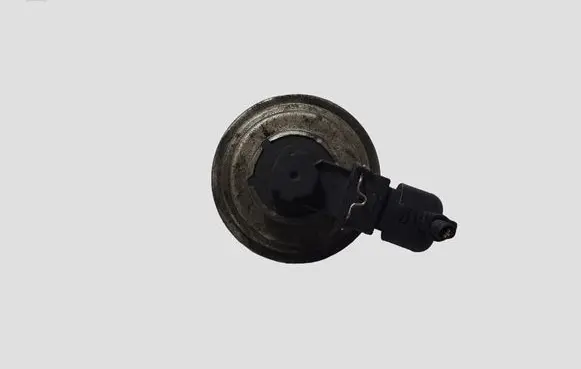BMW 1 E81 E87 EGR valve 424110461