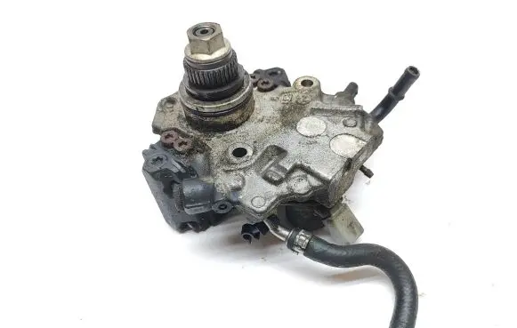 Mercedes-Benz Vito Viano W639 Fuel injection high pressure pump A6510700901 0040917AEE 28249008