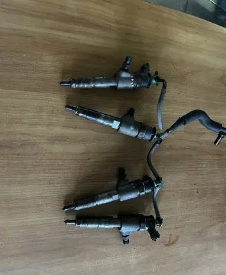 Peugeot Partner Fuel injectors set 