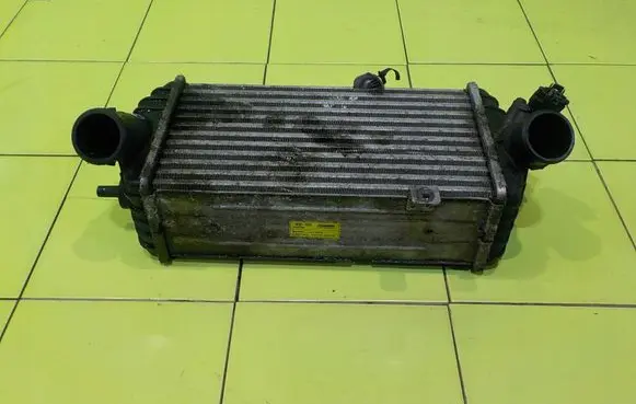 Hyundai i30 Intercooler radiator 282702A770 28270