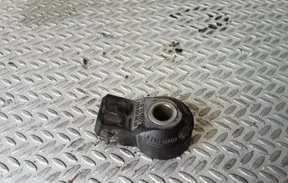 Detonation knock sensor
