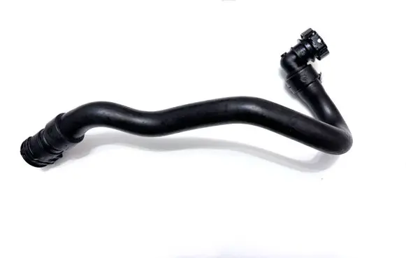 Peugeot 3008 II Engine coolant pipe/hose 9673473780