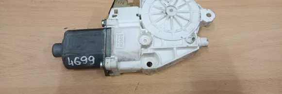 Rear door window regulator motor