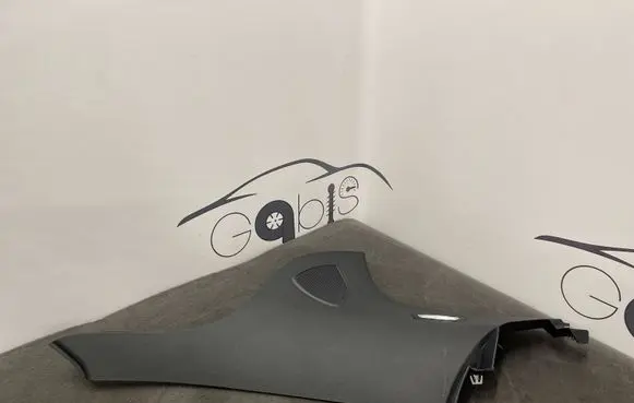 (D)pillar trim (top)