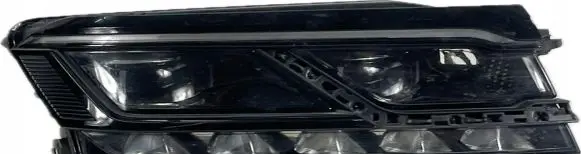 Volkswagen Touareg III Headlight/headlamp 761941082A
