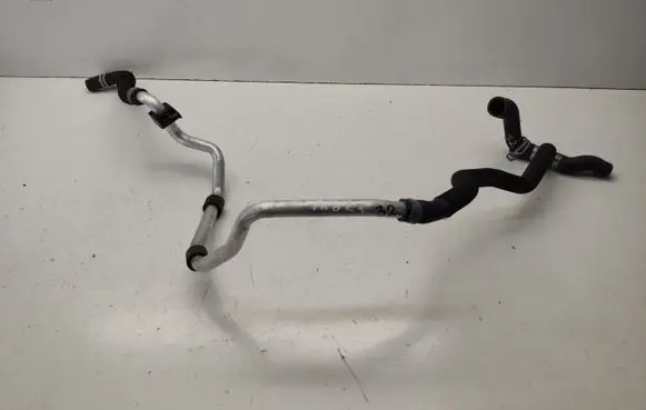 Mercedes-Benz R W251 Engine coolant pipe/hose