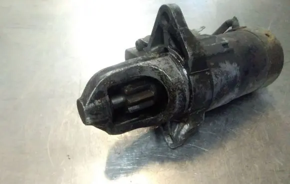 Subaru Forester SF Starter motor 23300AA380 M000T81681