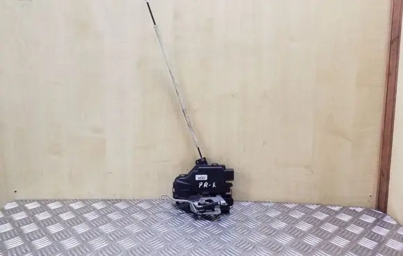 Front door lock