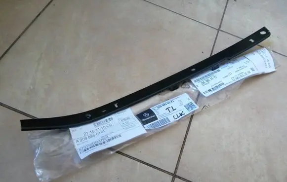 Mercedes-Benz CLK A209 C209 Rear bumper mounting bracket 2098850121 NE11385