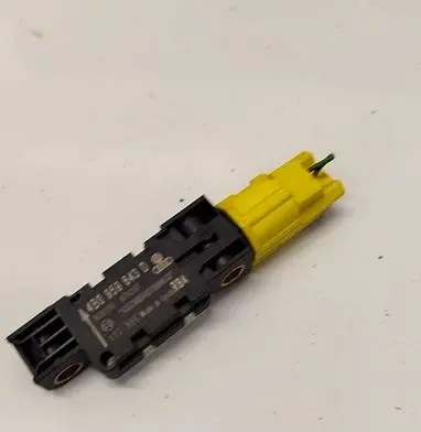 Audi A3 S3 8P Airbag deployment crash/impact sensor 4B0959643D