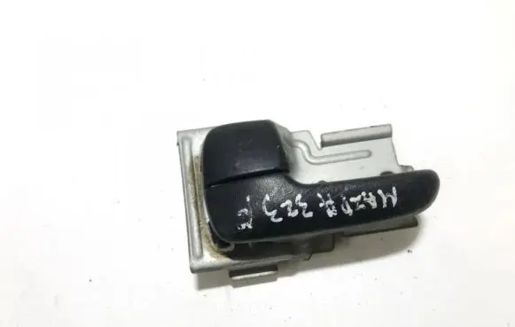Mazda 626 Rear door interior handle mdh20i
