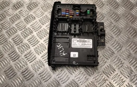 Ford Kuga III Comfort/convenience module RU5T15604BJGD