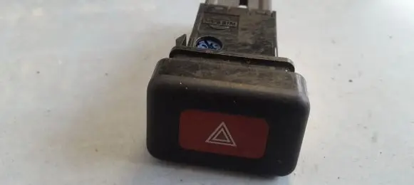 Nissan Almera Hazard light switch