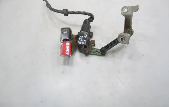 Volkswagen PASSAT B8 Rear height level sensor lever 5Q0907503
