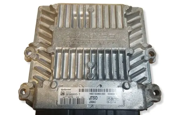 Ford Focus Engine control unit/module ECU 7M5112A650ASD 5WS40551CT SID803AM