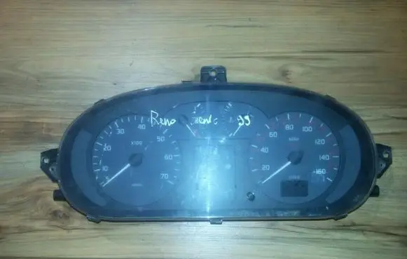 Renault Scenic I Speedometer (instrument cluster) p7700427897a
