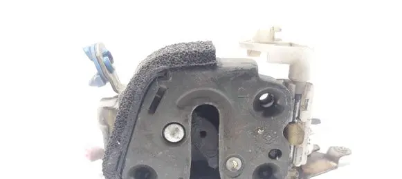 Subaru Forester SF Front door lock