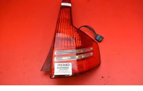 Rear/tail lights