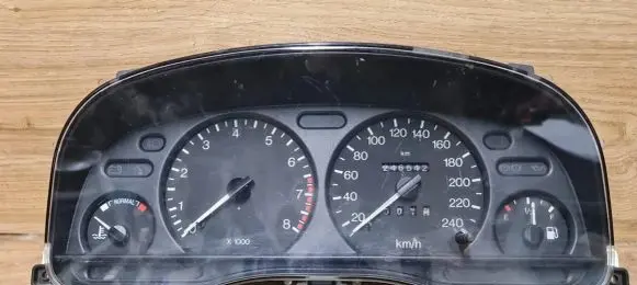 Ford Mondeo MK I Speedometer (instrument cluster) 95BB10849RB