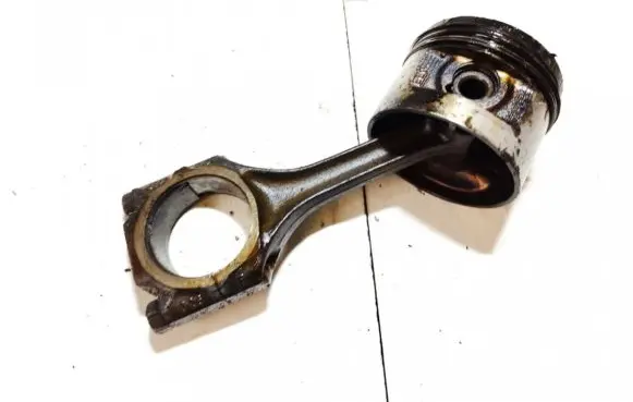 Piston with connecting rod