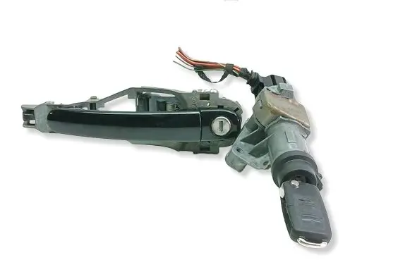 Volkswagen Polo IV 9N3 Lock set 4B0905851Q
