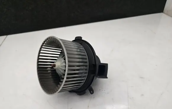 Mercedes-Benz Sprinter W906 Heater fan/blower L6098 L609830T12M