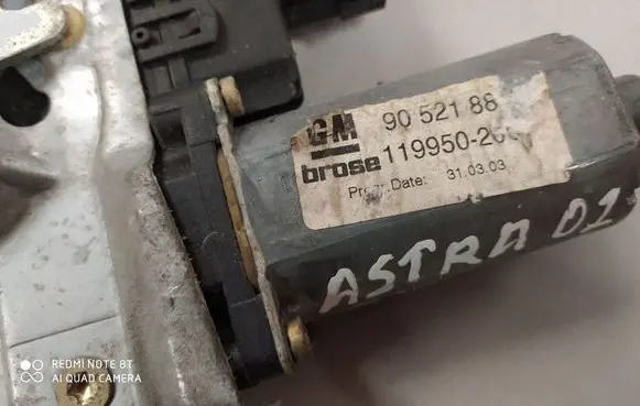 Opel Astra G Front door window regulator with motor 90521875 90521881