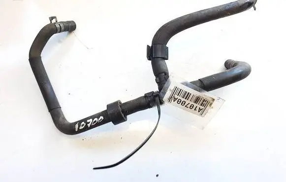 Volkswagen Polo IV 9N3 Engine coolant pipe/hose