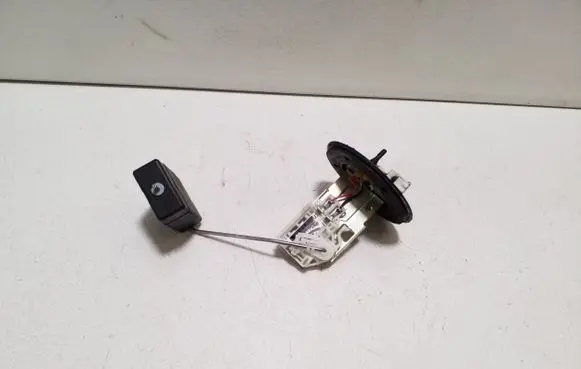 Lexus NX Fuel level sensor 