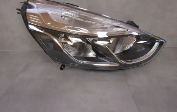 Renault Clio IV Headlight/headlamp 200100653R 01050199900010 3363F3362
