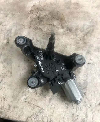 Opel Grandland X Rear window wiper motor 9819899980