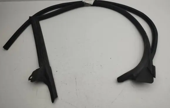 Audi A7 S7 4G Rubber seal front door window/glass 